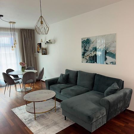 Apartman Palma - 15 Min Od Centra Prahy Praag Buitenkant foto