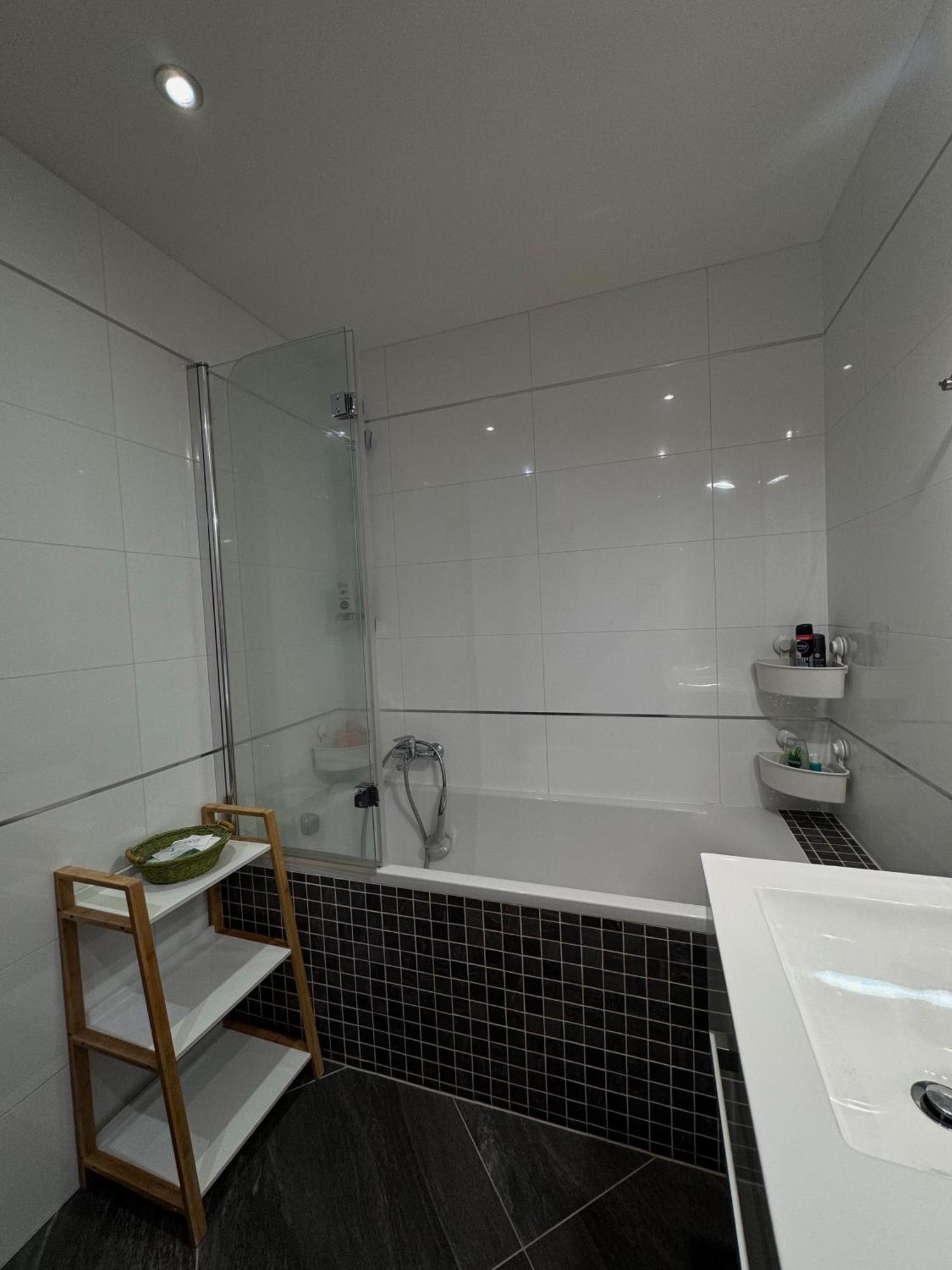 Apartman Palma - 15 Min Od Centra Prahy Praag Buitenkant foto