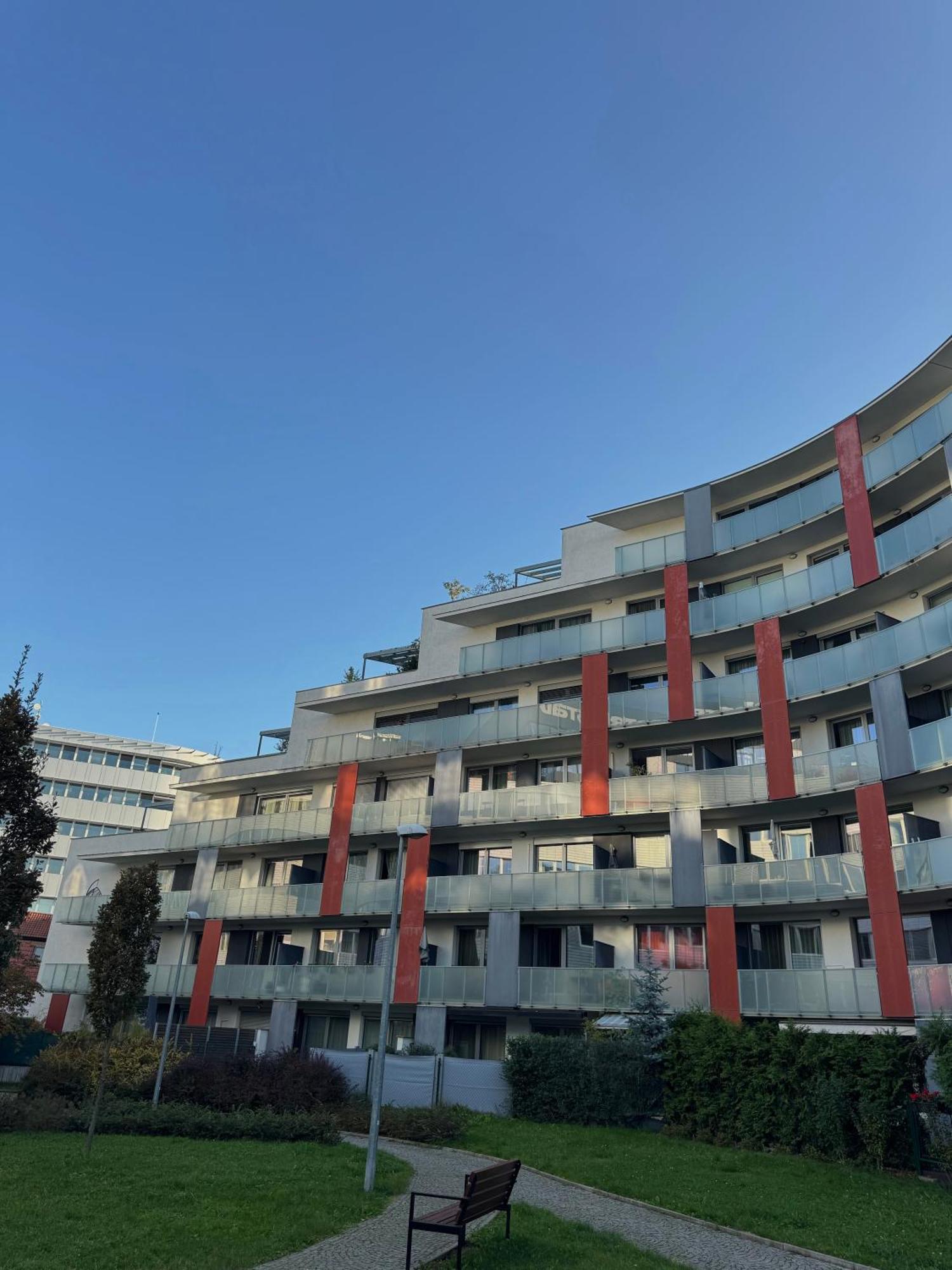 Apartman Palma - 15 Min Od Centra Prahy Praag Buitenkant foto
